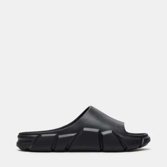 Madden Men\'s Charged Black Slide Sandal Size 12 main image 8
